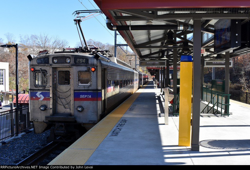 Septa Silverliner IV # 294 on the rear of Train # 3220 